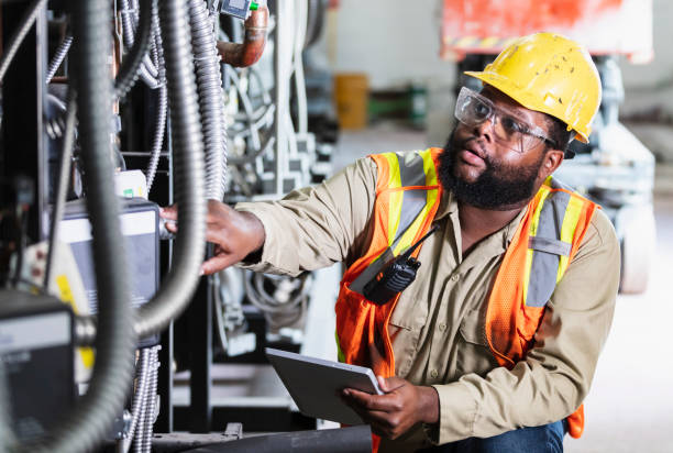 Best Licensed Electrician  in Monroe, IA